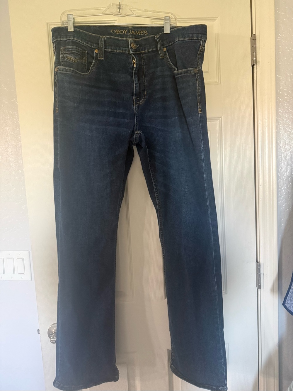 Cody James Men’s Dark Blue Bootcut Jeans